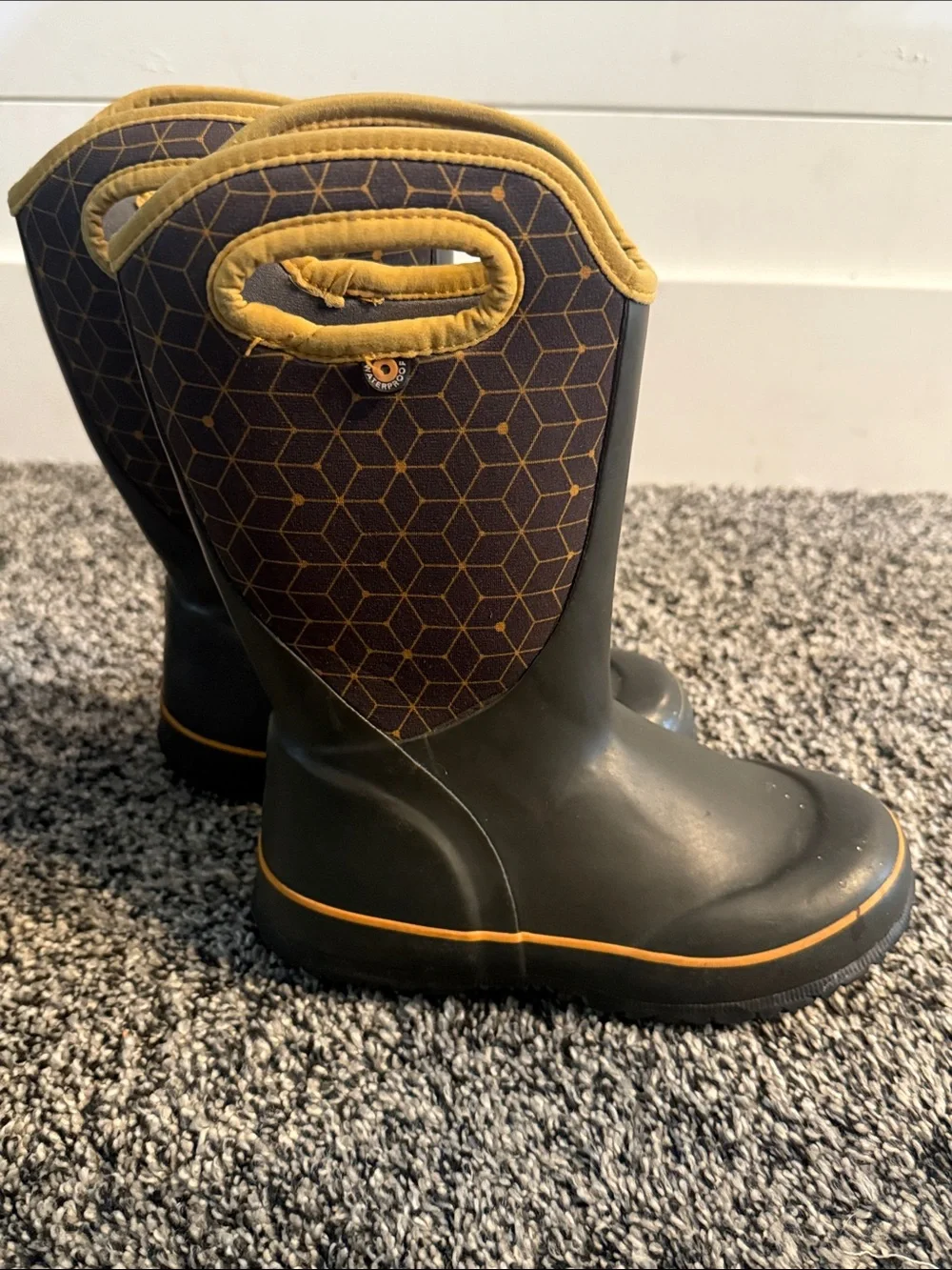 K Slushie Kids Black Gold Waterproof Neoprene Rain Snow Boots Size 13
